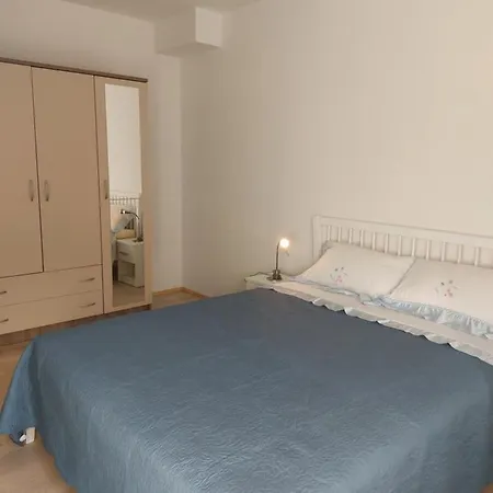 Apartman Karlo,